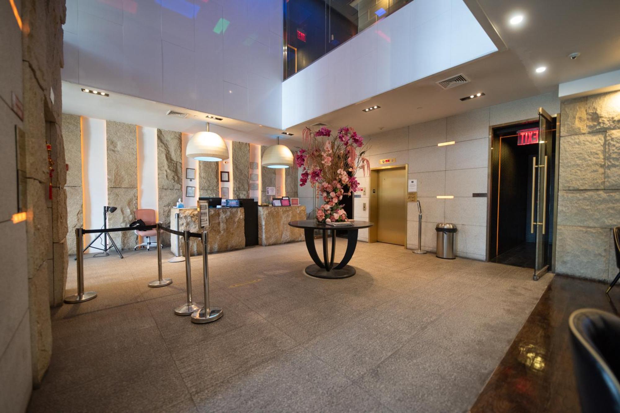 The One Boutique Hotel New York Exterior photo