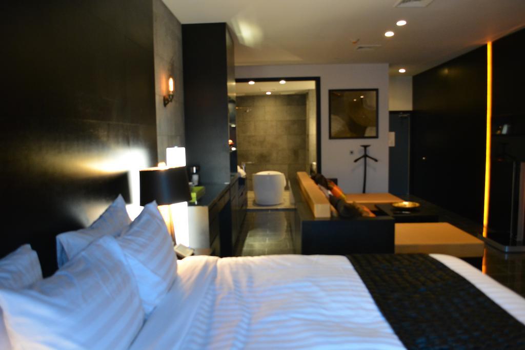 The One Boutique Hotel New York Exterior photo